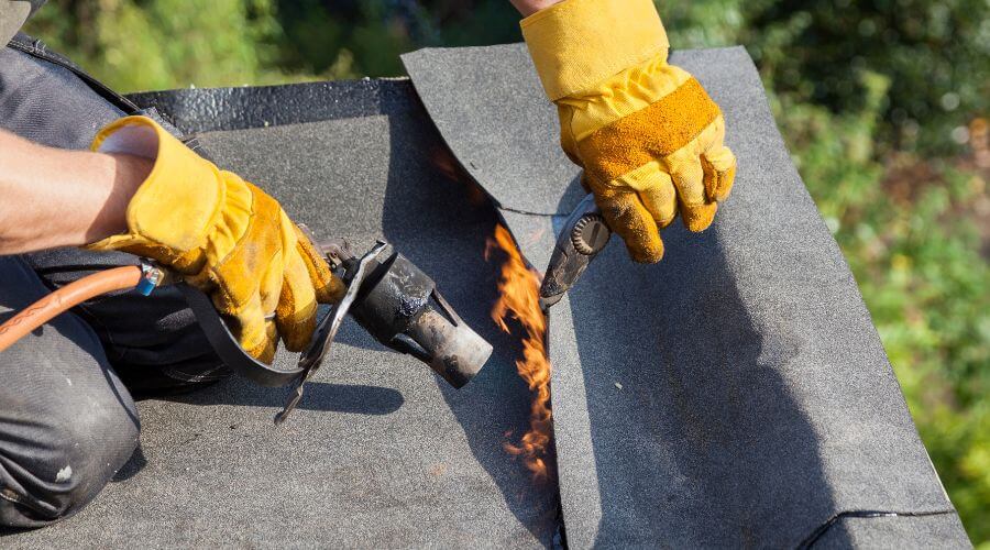 Expert Emergency Roof Repairs services in Effie, LA
